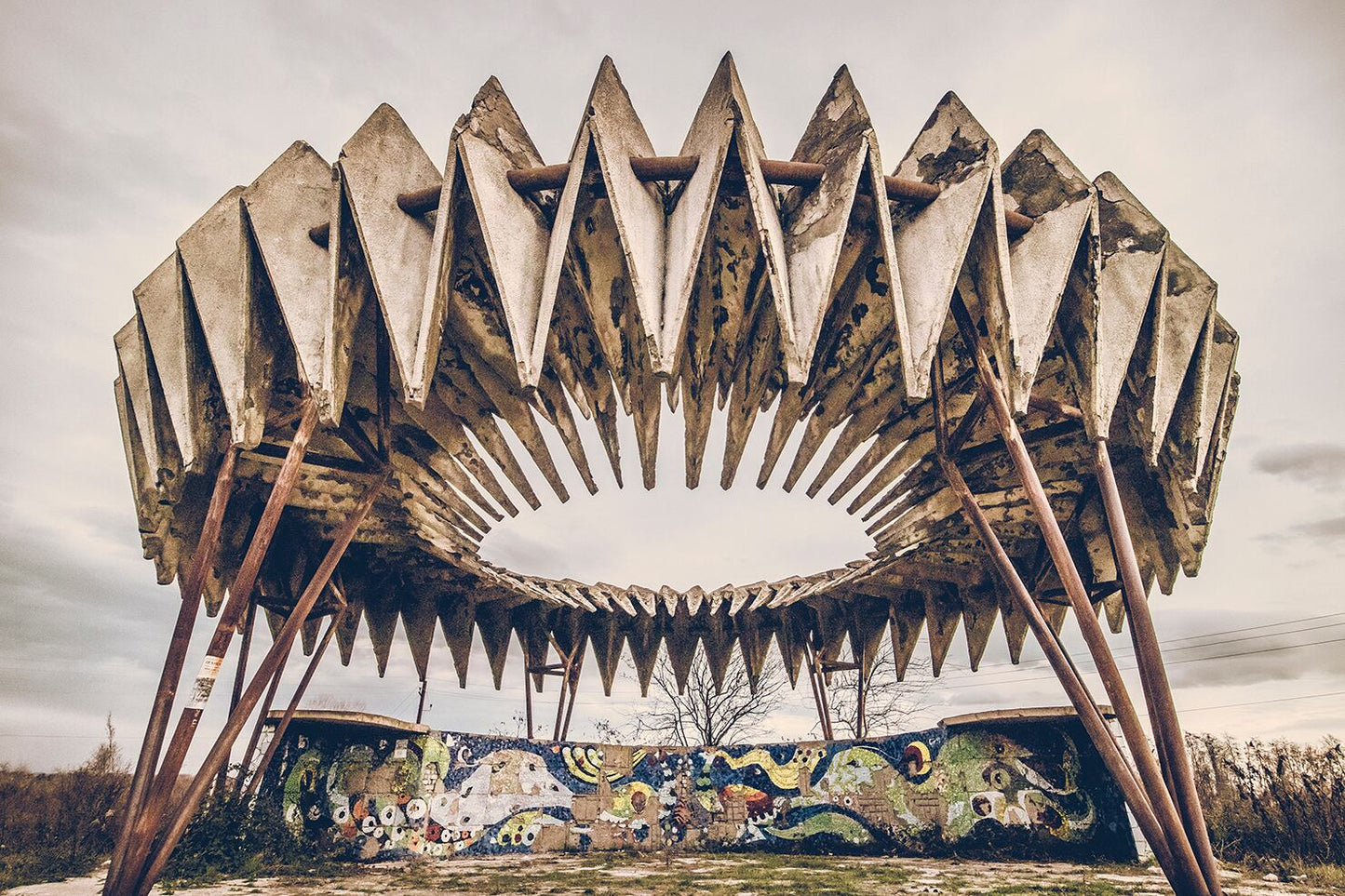 ソ連のバス停 Soviet Bus Stops