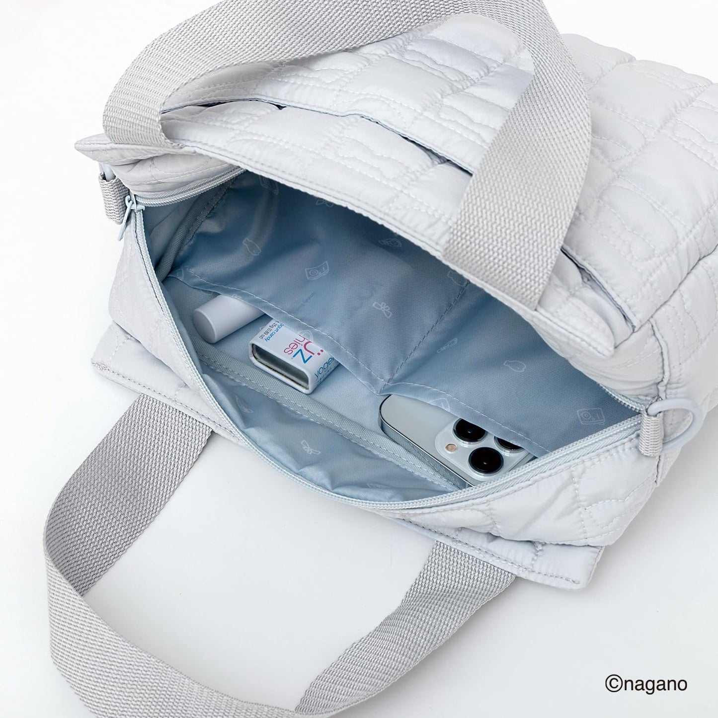 ちいかわ キルティングバッグBOOK ハチワレver.