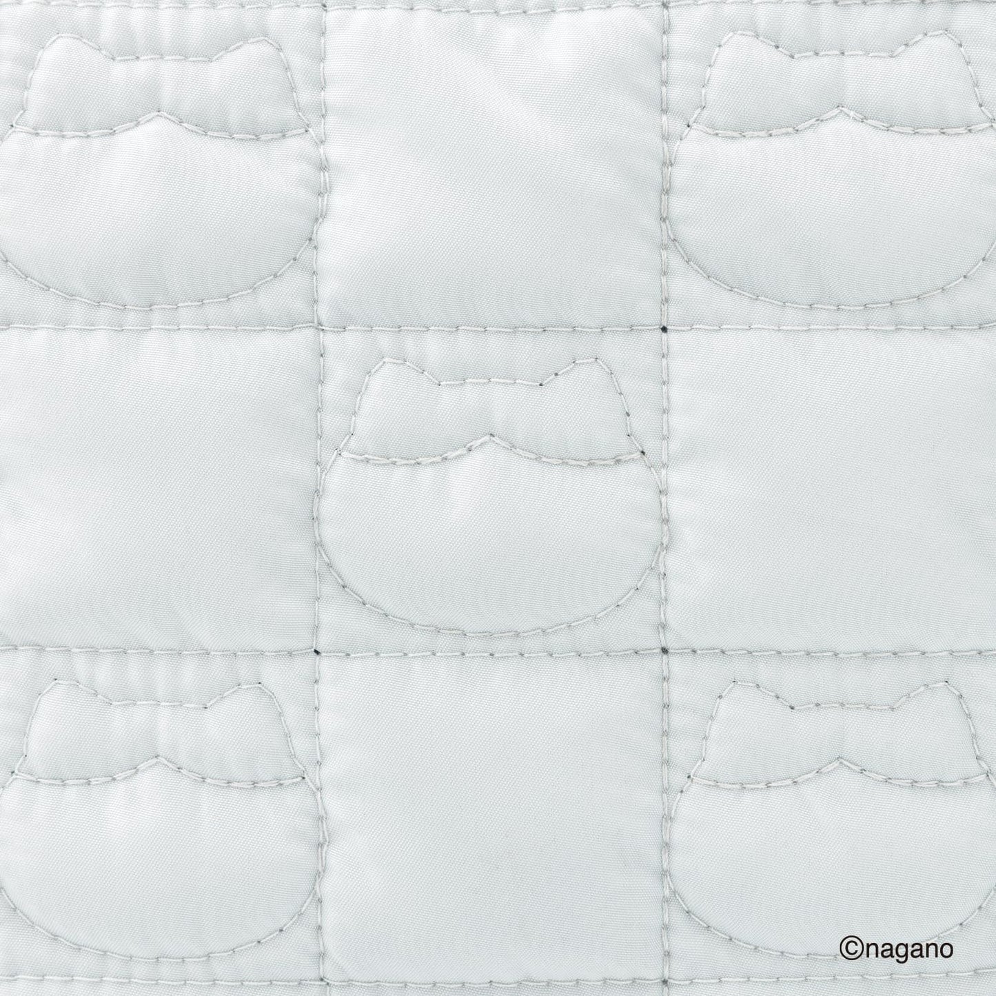 ちいかわ キルティングバッグBOOK ハチワレver.